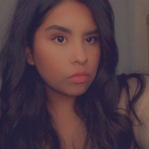 Meet your Posher, Jovana